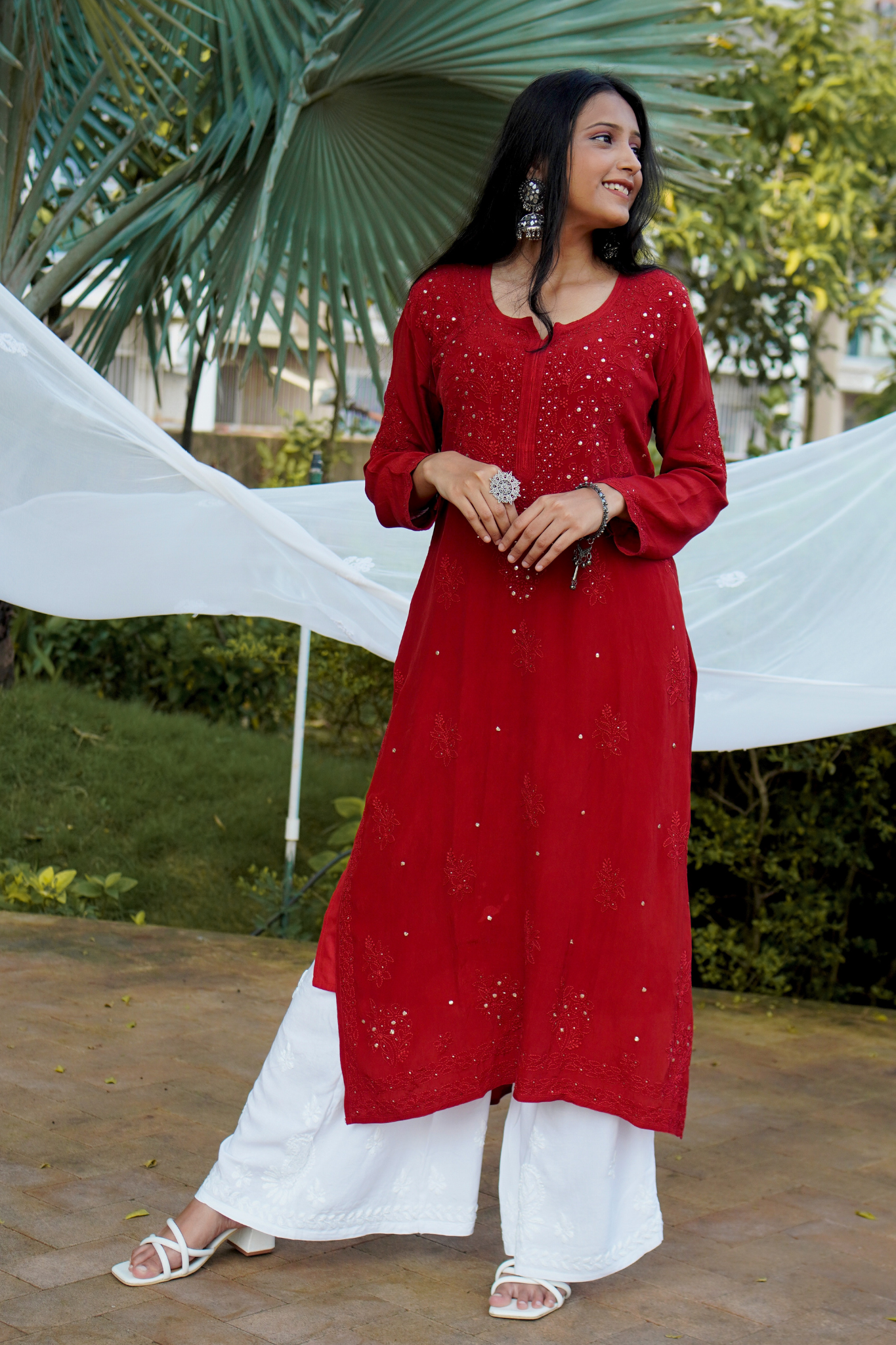 Heer Premium Viscose Straight Chikankari Kurti