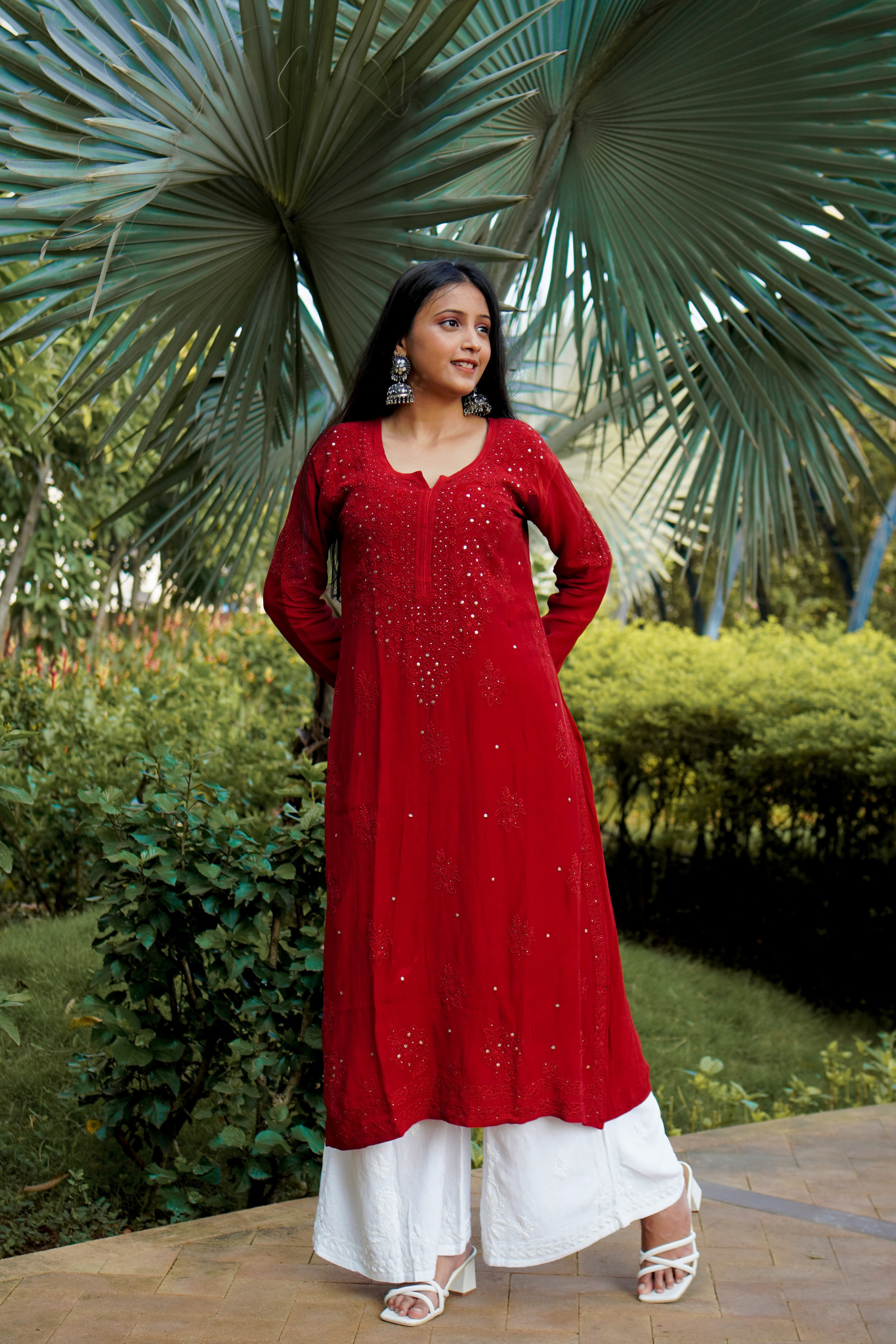 Heer Premium Viscose Straight Chikankari Kurti