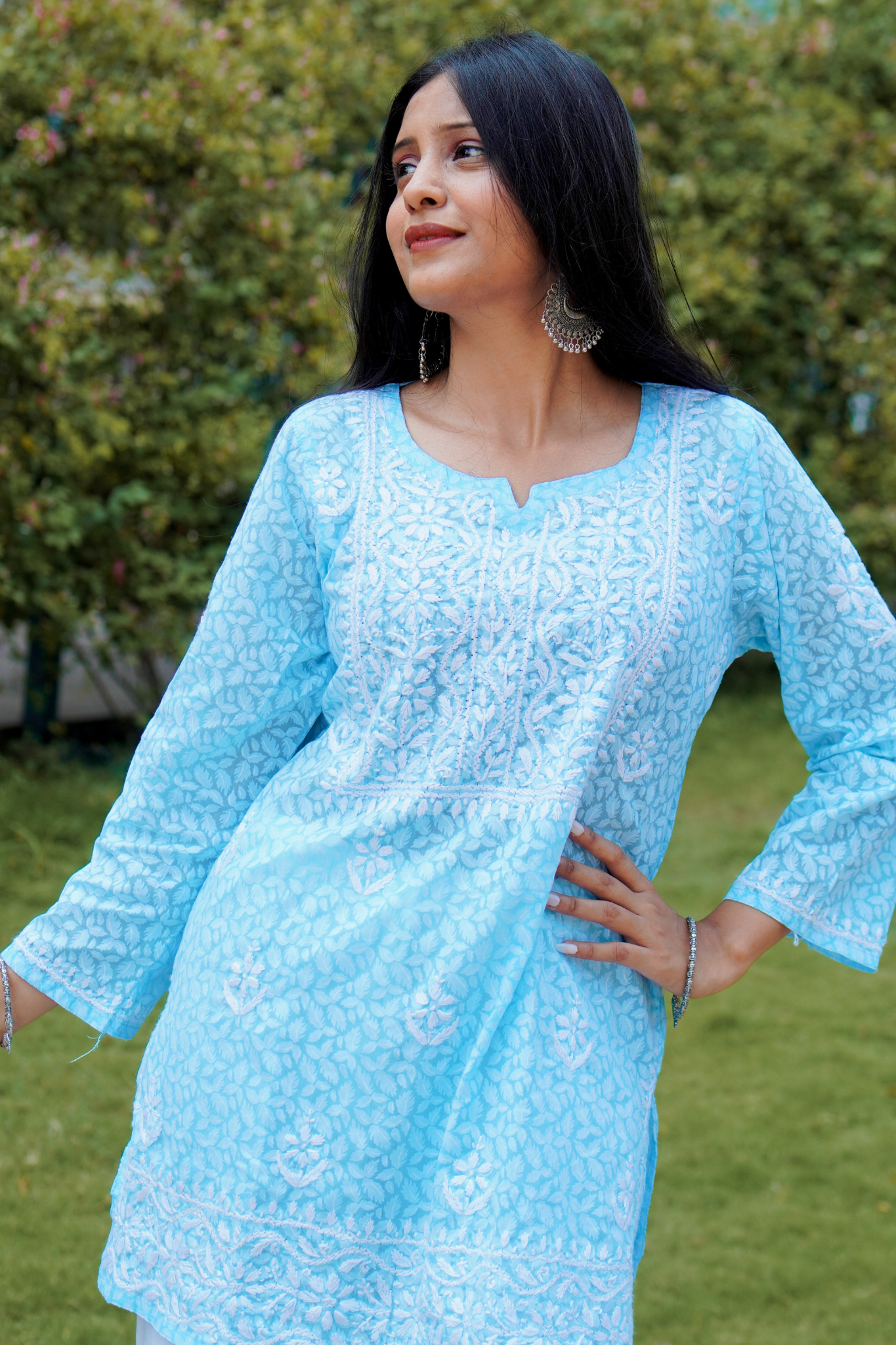 Rida Short Chikankari Kurta