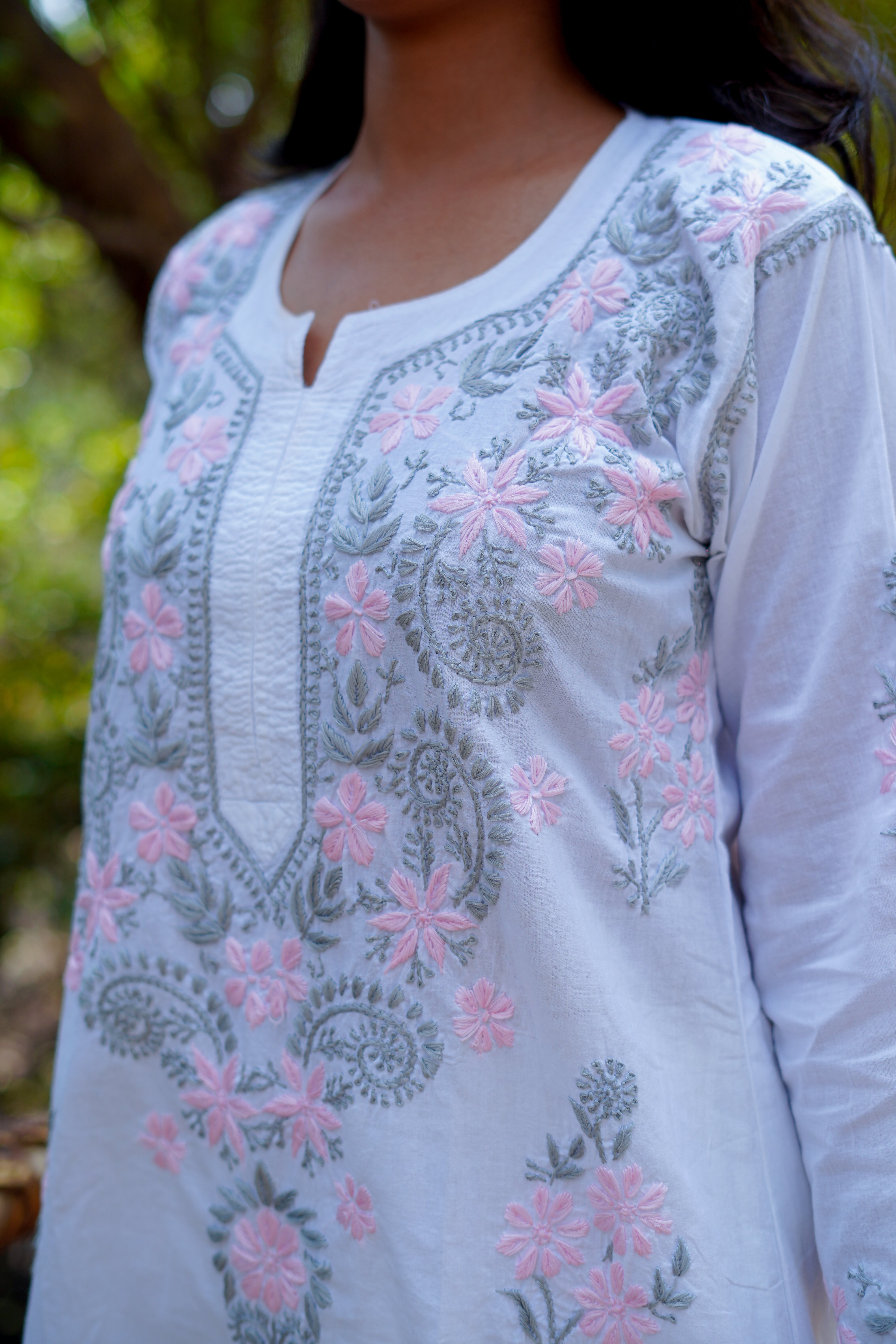 Sehar Handcrafted Mul Straight Chikankari Kurti