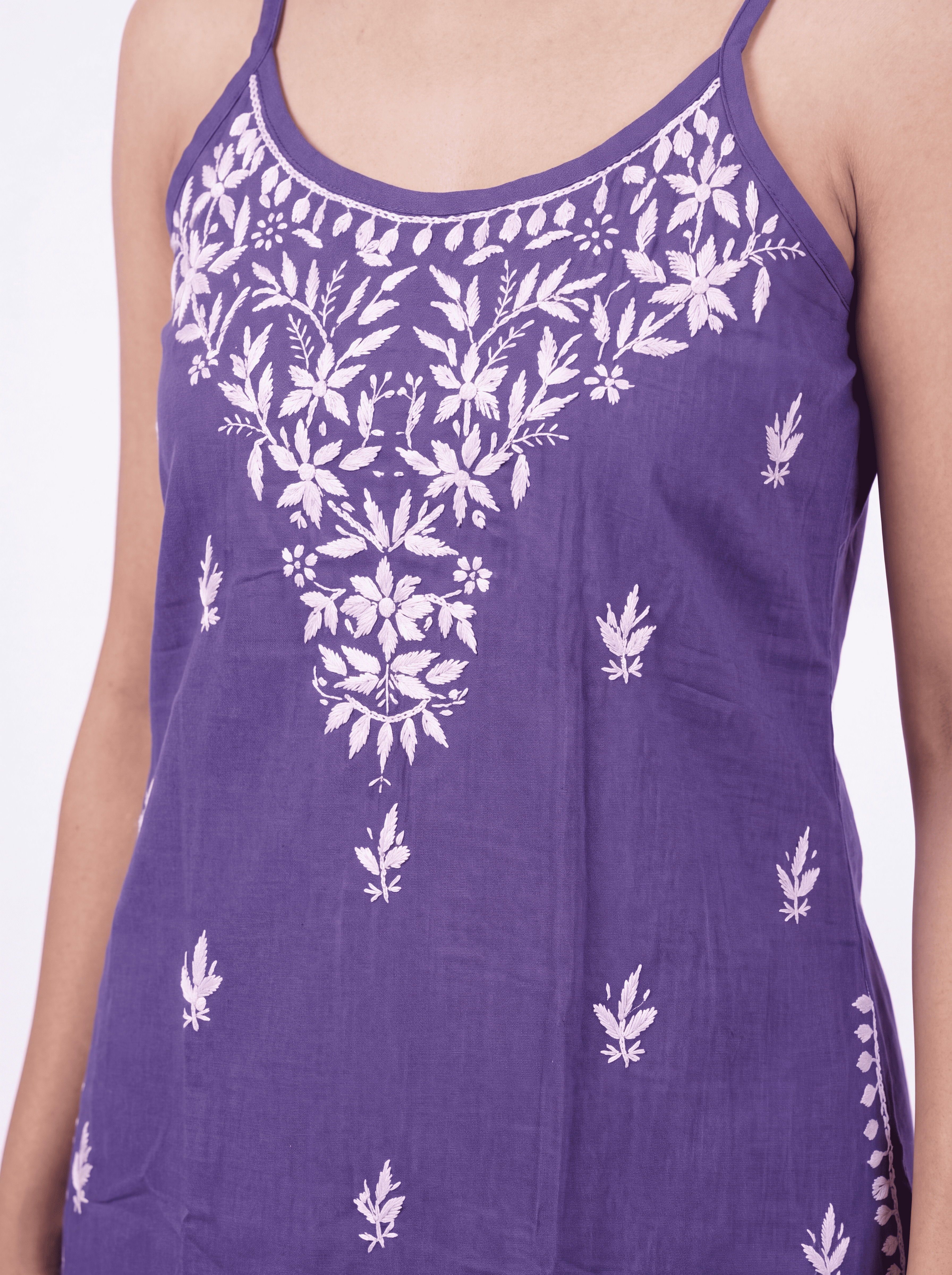 MAIRA Rayon Noodels strap Chikankari Kurti