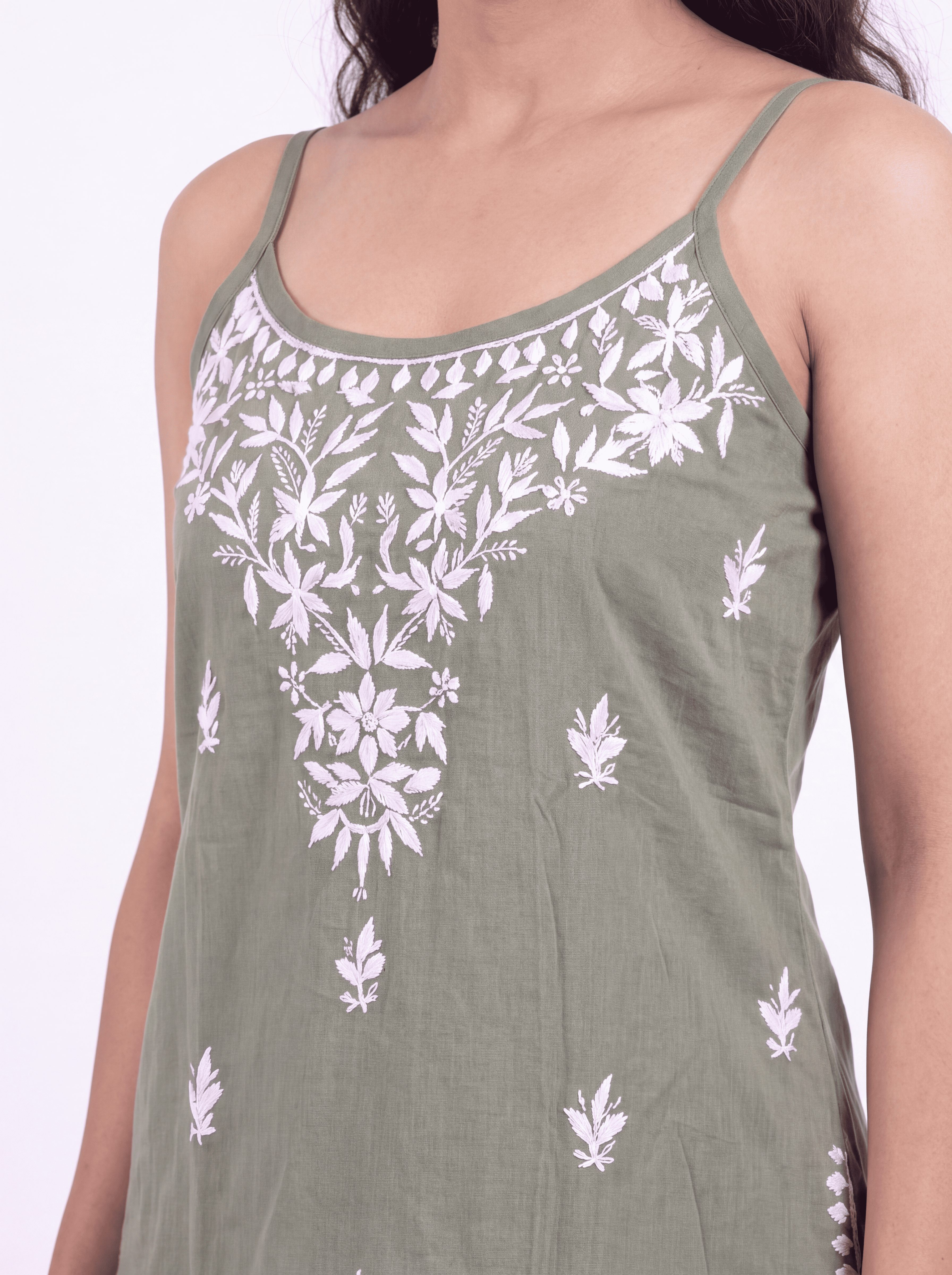 MAIRA Rayon Noodels strap Chikankari Kurti